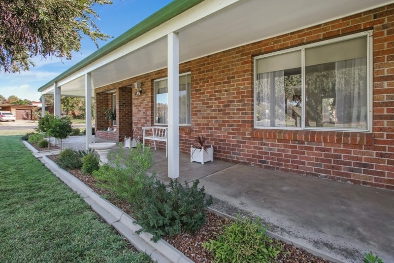 Photo - 1/1066 Bunton Street, North Albury NSW 2640 - Image 2