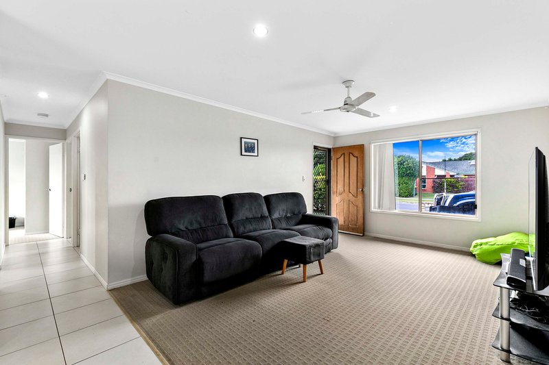 Photo - 1/107 Nissen Street, Urraween QLD 4655 - Image 4