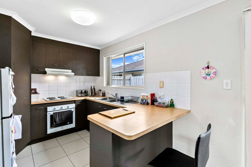 Photo - 1/107 Nissen Street, Urraween QLD 4655 - Image 7