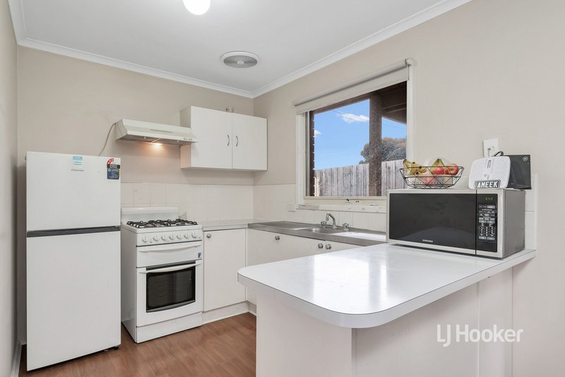 Photo - 1/107 Shane Avenue, Seabrook VIC 3028 - Image 3