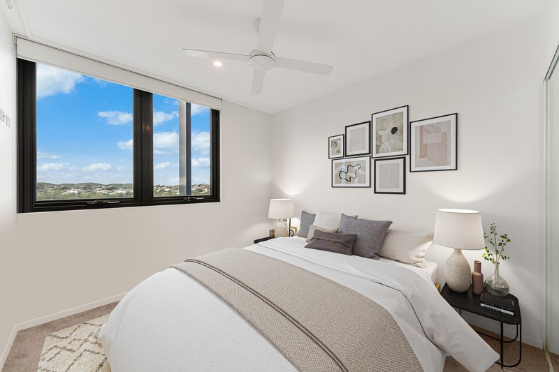 Photo - 1107/123 Cavendish Road, Coorparoo QLD 4151 - Image 3