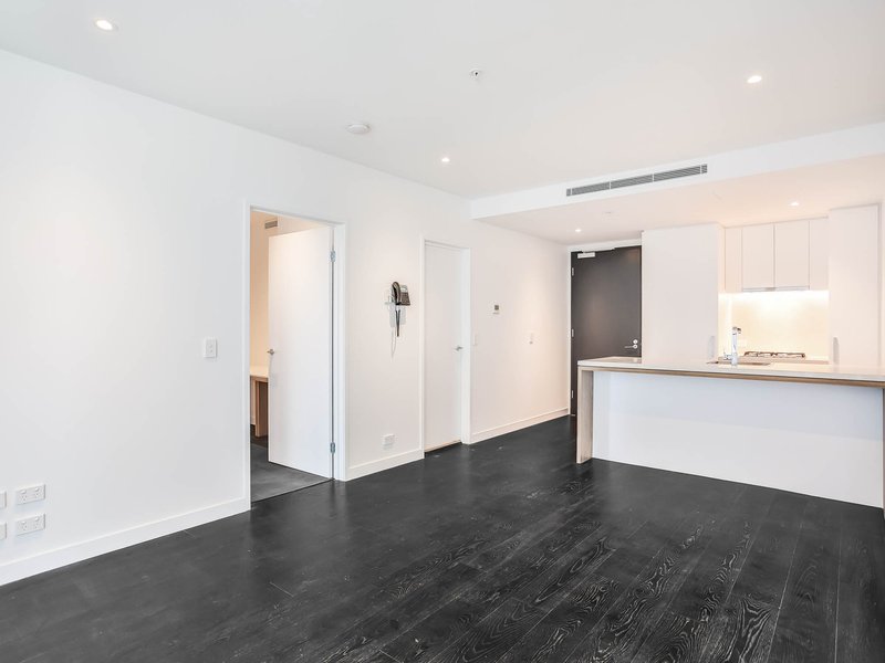 Photo - 1107/167 Alfred Street, Fortitude Valley QLD 4006 - Image 6