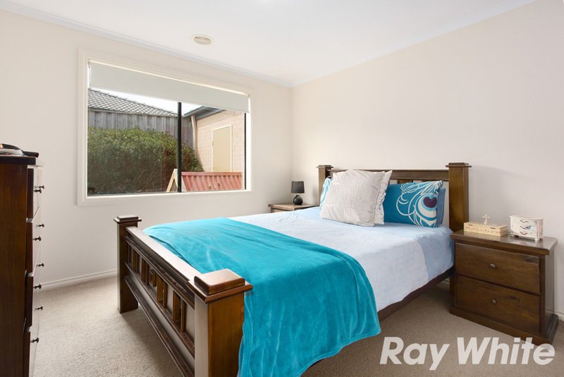 Photo - 1/108 Ahern Road, Pakenham VIC 3810 - Image 5