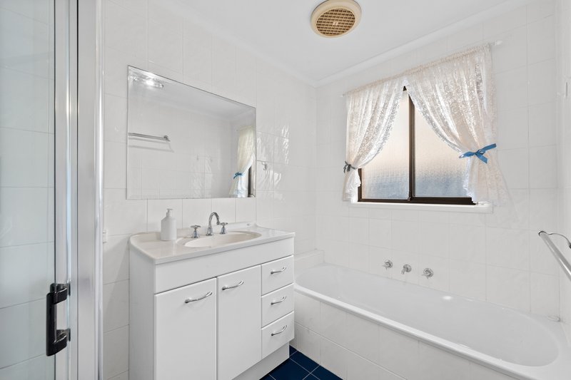 Photo - 1/108 Henderson Road, Crestwood NSW 2620 - Image 9