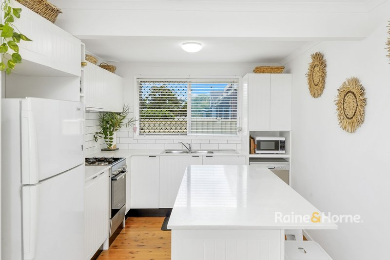 Photo - 1/108 Trafalgar Avenue, Umina Beach NSW 2257 - Image 2