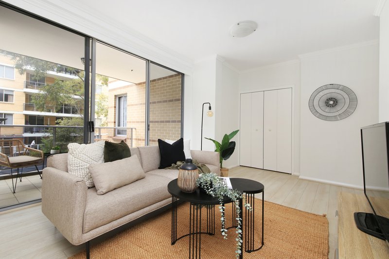 Photo - 110/86-88 Bonar Street, Wolli Creek NSW 2205 - Image 3