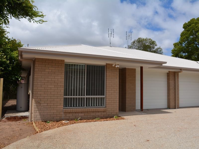 Photo - 1/108A James Street, South Toowoomba QLD 4350 - Image 1