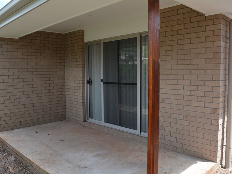 Photo - 1/108A James Street, South Toowoomba QLD 4350 - Image 5
