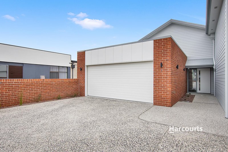 1/109 Main Road, Penguin TAS 7316