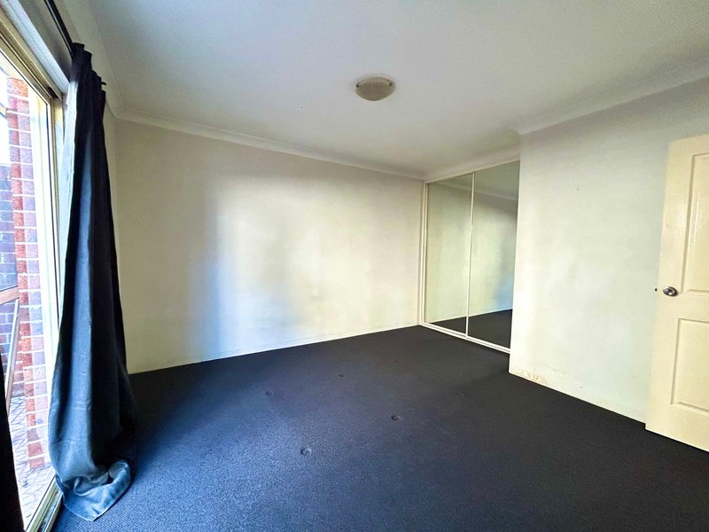 Photo - 1/109 Station Street, Penrith NSW 2750 - Image 4