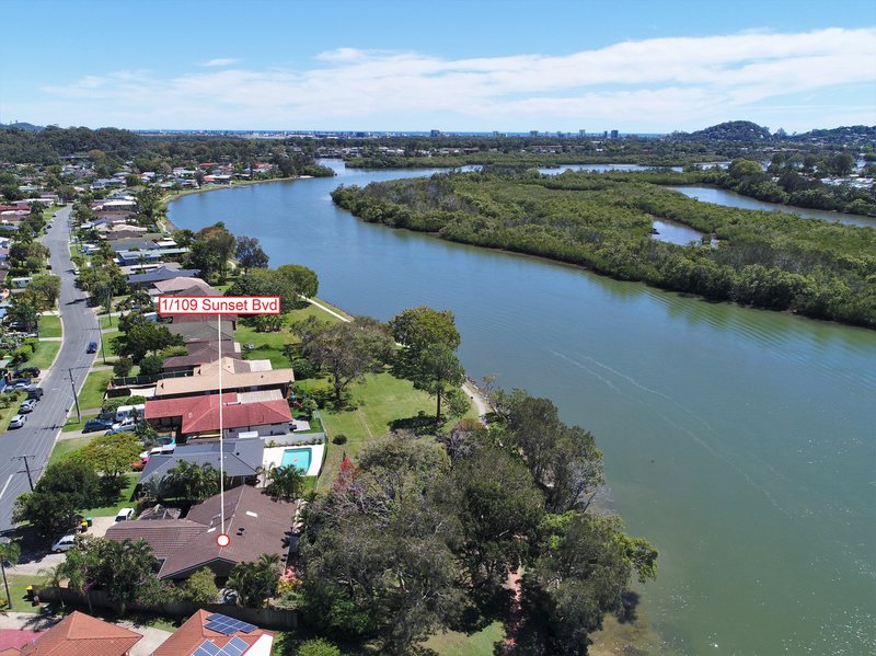 1/109 Sunset Boulevard, Tweed Heads West NSW 2485