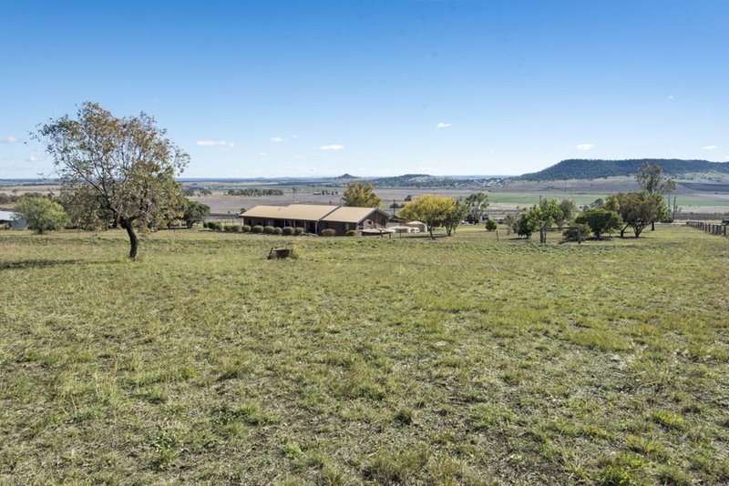 Photo - 11093 Warrego Highway, Gowrie Mountain QLD 4350 - Image 11