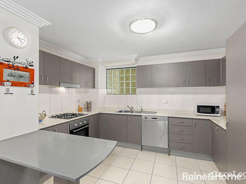 Photo - 1109/91B Bridge Road, Westmead NSW 2145 - Image 2