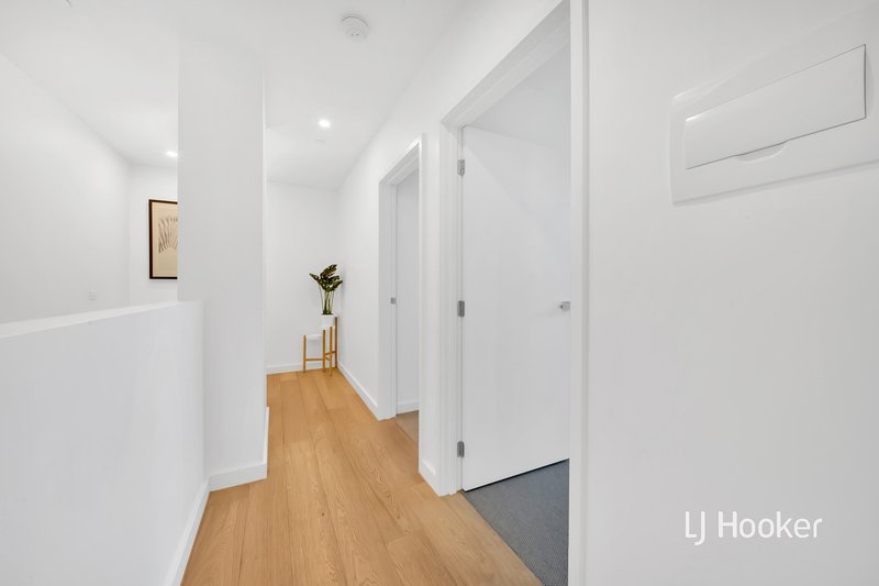 Photo - 1109/93 Flemington Road, North Melbourne VIC 3051 - Image 5