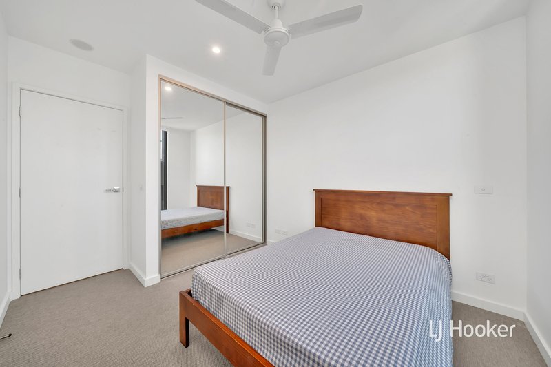 Photo - 1109/93 Flemington Road, North Melbourne VIC 3051 - Image 12