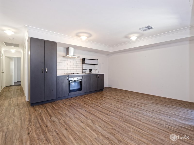 Photo - 110a Palmerston Loop, Hilbert WA 6112 - Image 3