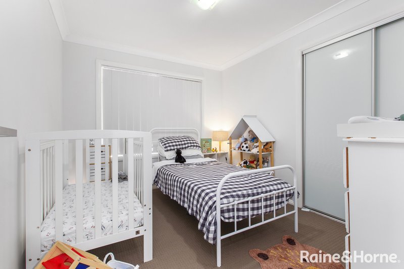 Photo - 1/10A Russell Street, Gillieston Heights NSW 2321 - Image 9
