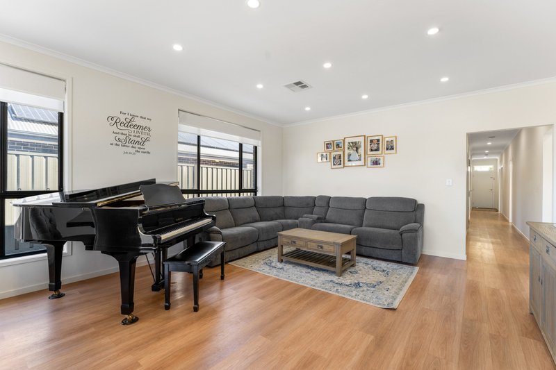 Photo - 110D Brandis Road, Munno Para West SA 5115 - Image 13