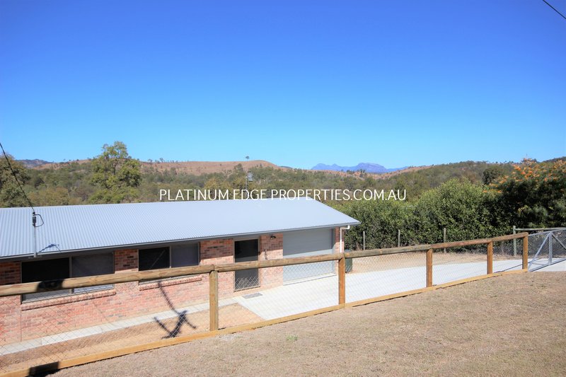 Photo - 111-115 Scarvell Place, Kooralbyn QLD 4285 - Image 2