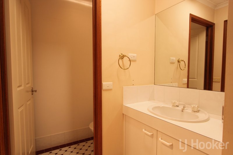 Photo - 11/1-3 Forest Drive, Jerrabomberra NSW 2619 - Image 6