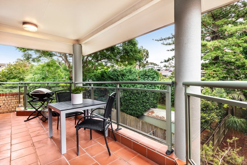 Photo - 11/1-5 Penkivil Street, Willoughby NSW 2068 - Image 4