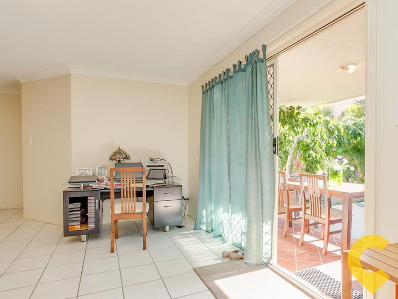 Photo - 1/11 Ahern Street, Kallangur QLD 4503 - Image 7