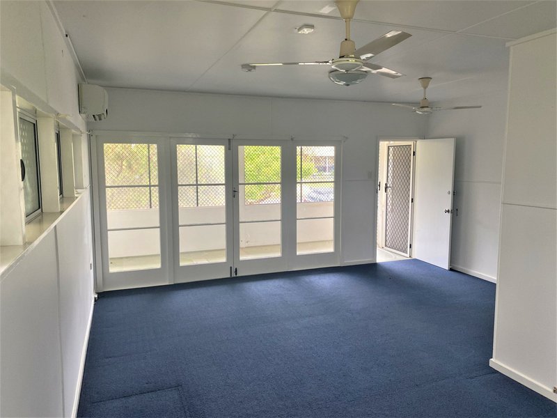 Photo - 111 Alford Street, Kingaroy QLD 4610 - Image 4