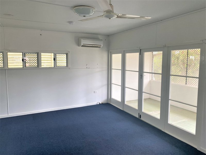 Photo - 111 Alford Street, Kingaroy QLD 4610 - Image 6