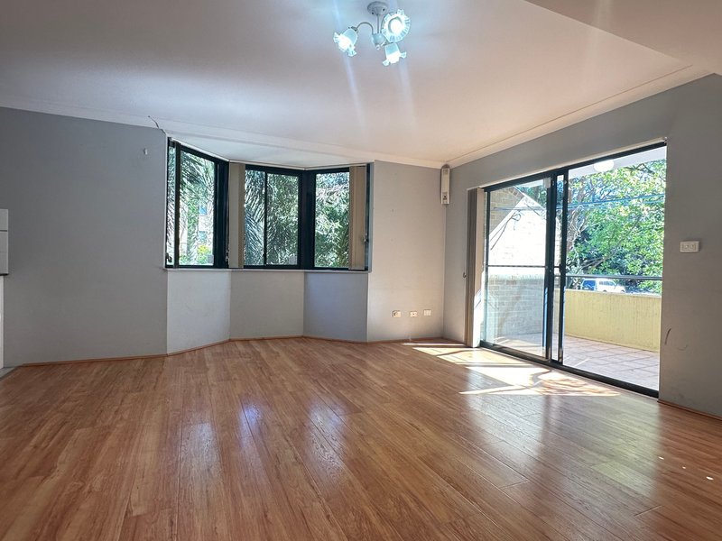 Photo - 1/11 Alfred Street, Westmead NSW 2145 - Image 8