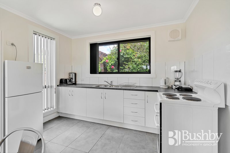 Photo - 1/11 Allawah Street, Trevallyn TAS 7250 - Image 6