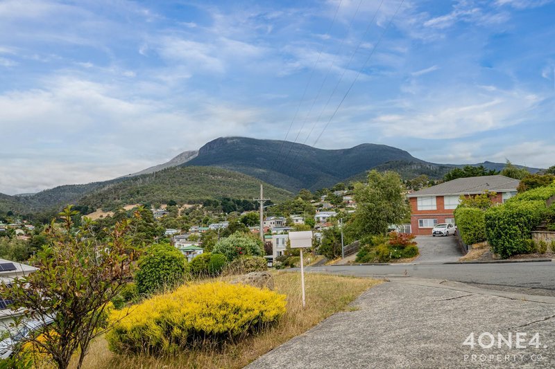 Photo - 1/11 Alwyn Road, Lenah Valley TAS 7008 - Image 24