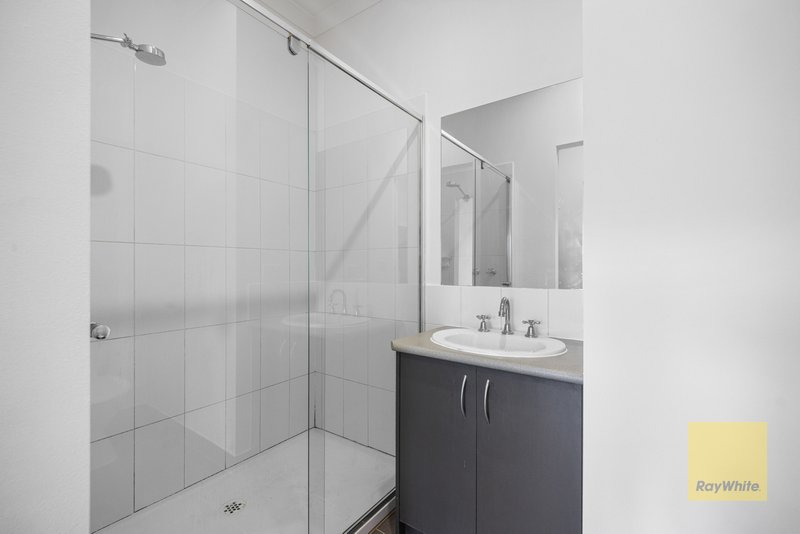 Photo - 1/11 Assumption Close, Truganina VIC 3029 - Image 10