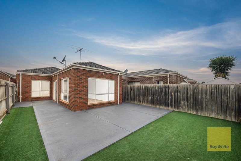 Photo - 1/11 Assumption Close, Truganina VIC 3029 - Image 16