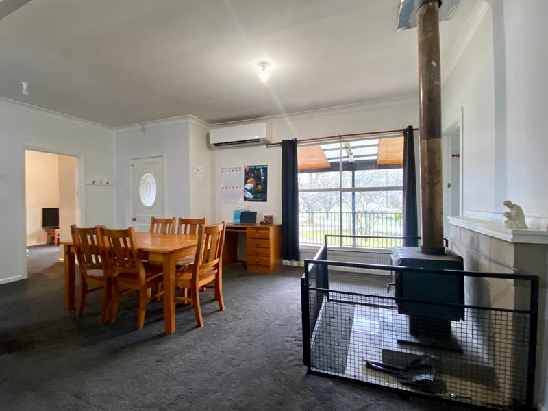 Photo - 111 Batlow Road, Tumbarumba NSW 2653 - Image 2