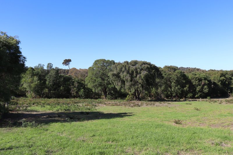 Photo - 111 Beaufortia Gardens, Denmark WA 6333 - Image 3