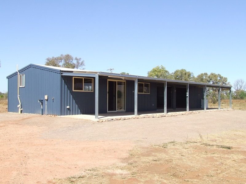 Photo - 111 Berkeley Crescent, Kununurra WA 6743 - Image 7