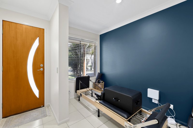 Photo - 1/11 Bilgola Place, Blacks Beach QLD 4740 - Image 5
