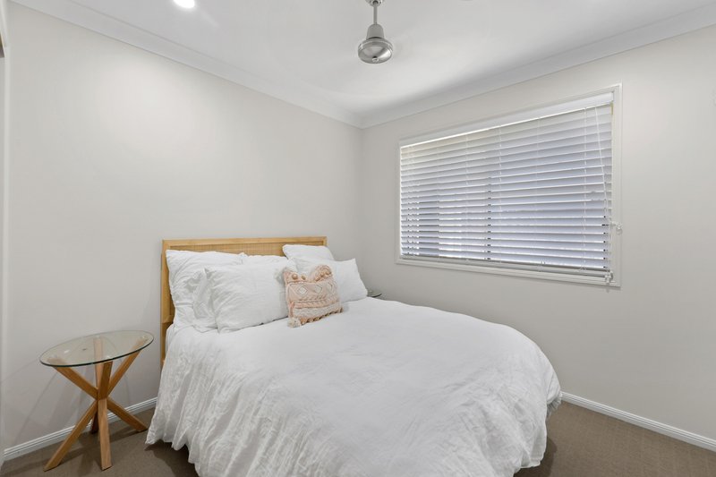 Photo - 1/11 Bilgola Place, Blacks Beach QLD 4740 - Image 15