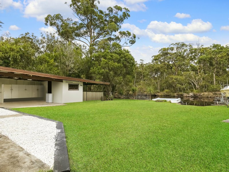 Photo - 111 Birdwood Drive, Blue Haven NSW 2262 - Image 6