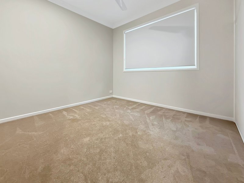 Photo - 1/11 Birt Street, Morayfield QLD 4506 - Image 11