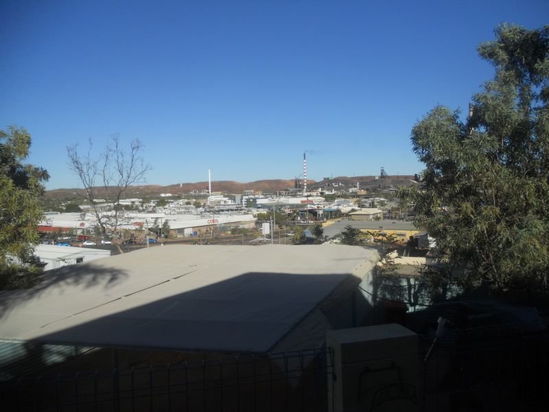 Photo - 1/11 Bligh Street, Mount Isa QLD 4825 - Image 2