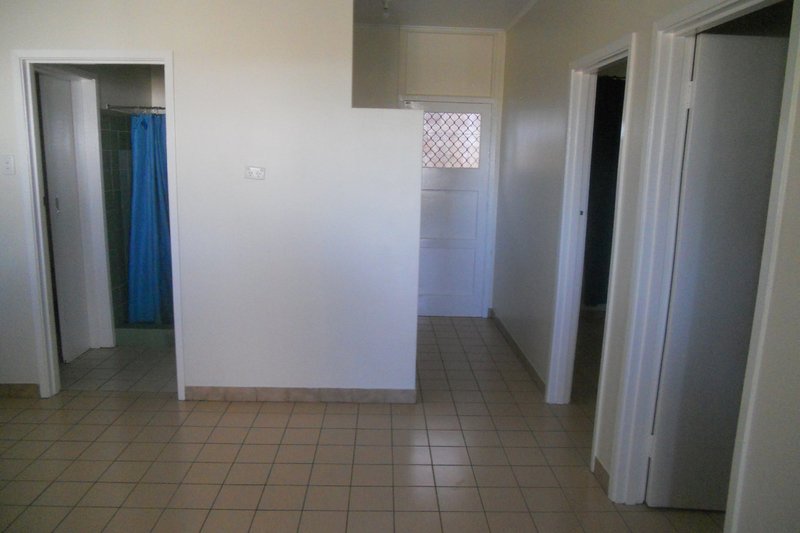 Photo - 1/11 Bligh Street, Mount Isa QLD 4825 - Image 8