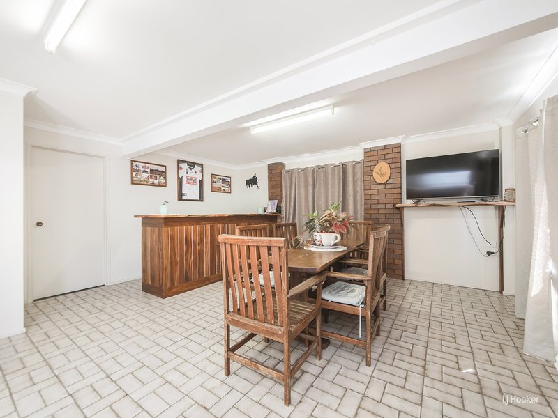 Photo - 111 Buzacott Street, Park Avenue QLD 4701 - Image 10