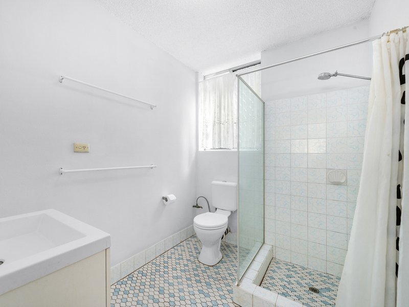 Photo - 1/11 Carew Street, Nundah QLD 4012 - Image 9