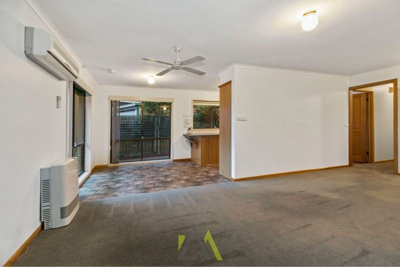 Photo - 1/11 Chandos Place, Langwarrin VIC 3910 - Image 3