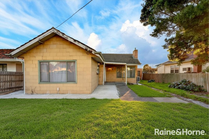 Photo - 111 Cornwall Road, Sunshine VIC 3020 - Image 1