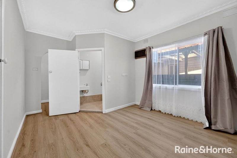 Photo - 111 Cornwall Road, Sunshine VIC 3020 - Image 9