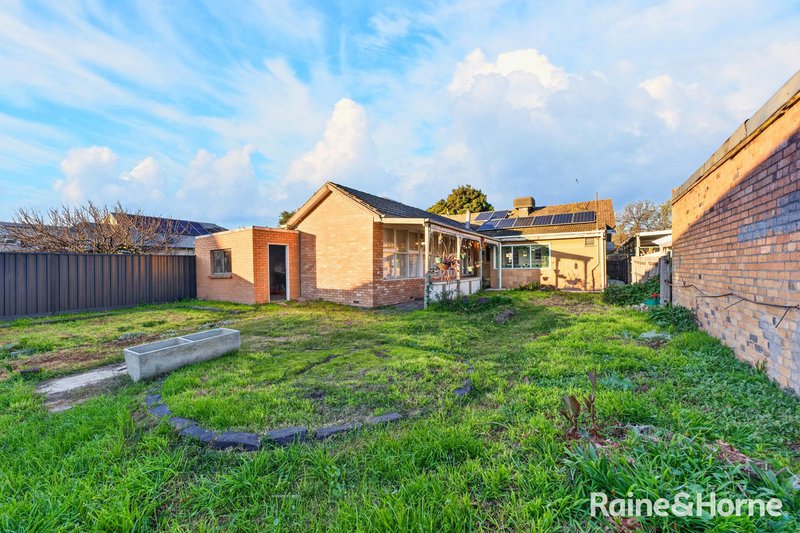 Photo - 111 Cornwall Road, Sunshine VIC 3020 - Image 15