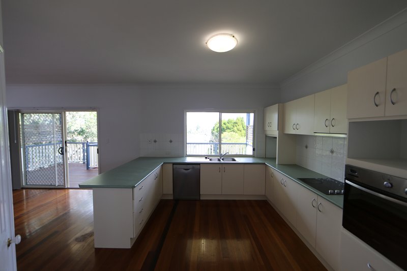 Photo - 111 Dawson Road, Upper Mount Gravatt QLD 4122 - Image 3