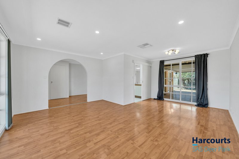 Photo - 111 Denton Avenue, St Albans VIC 3021 - Image 9